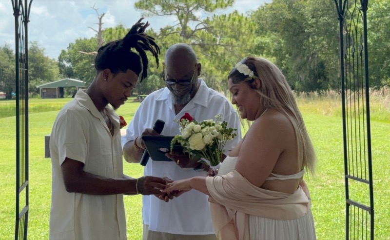 A ring exchange at a wedding hosted on a Mission Hospitality property